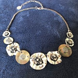Never Worn BNWOT Armadura Urbana Necklace